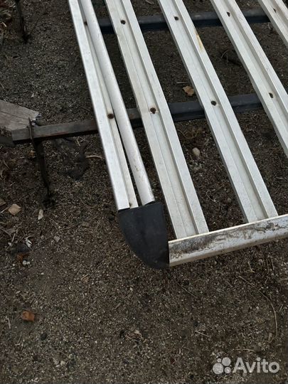 Багажник на крышу