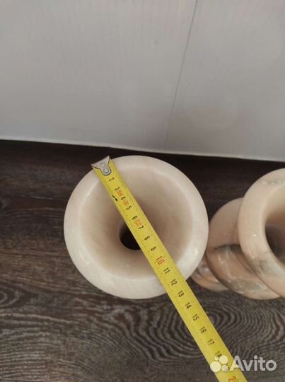 Ваза из камня