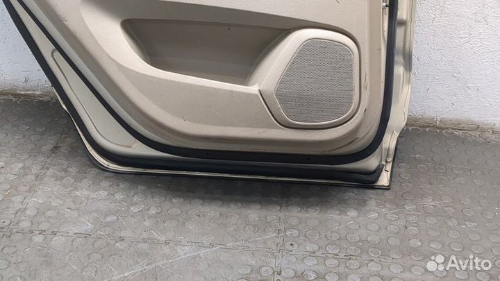 Дверь боковая левая задняя Cadillac SRX, 2010