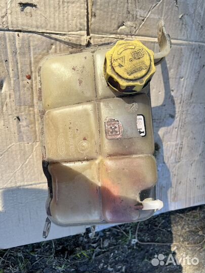 Расширительный бачок ford escort mk6