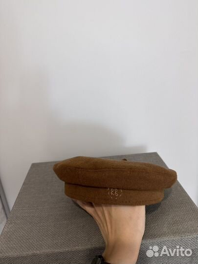 Берет женский