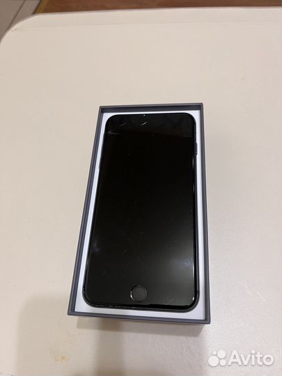 iPhone 8 Plus, 64 ГБ