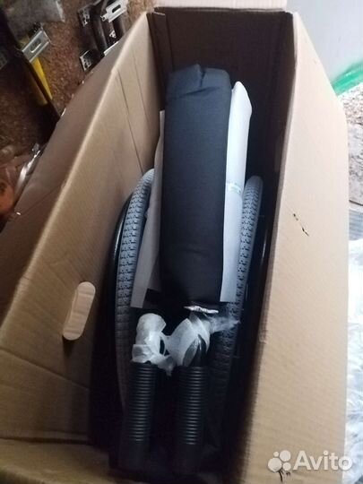 Инвалидная коляска новая