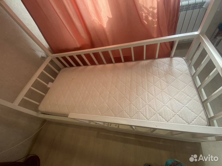 Детская кровать домик бу