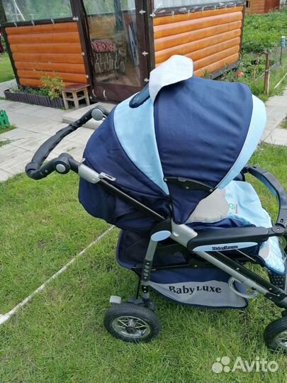 Прогулочная коляска
