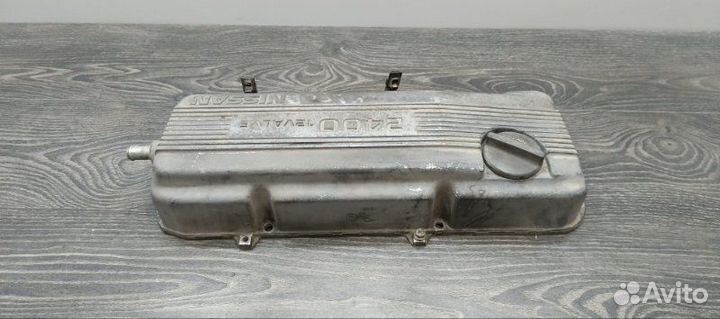 Крышка головки блока цилиндров Nissan Prairie M11