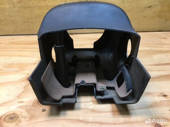 Кожух рулевой колонки Mitsubishi Dingo CQ2A 4G15