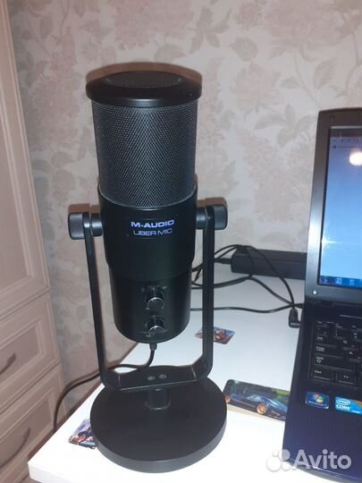 Студийный микрофон M-Audio Uber Mic