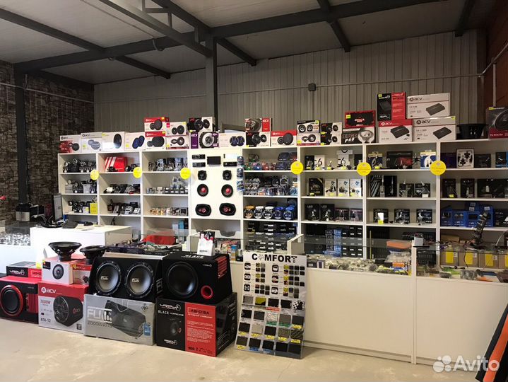 Красная алькантара на клеевой основе