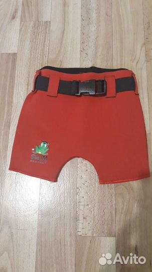 Неопреновый плавательный костюм