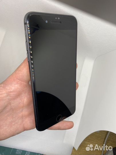 iPhone 8 Plus, 64 ГБ
