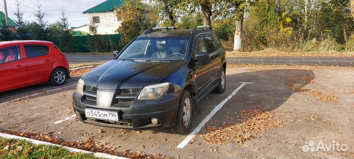 Автомобиль mitsubishi
