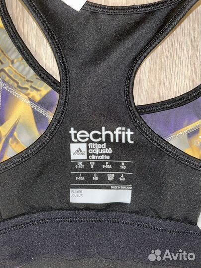 Спортивный топ Adidas на девочку 140