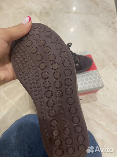 Ботинки для девочки ecco