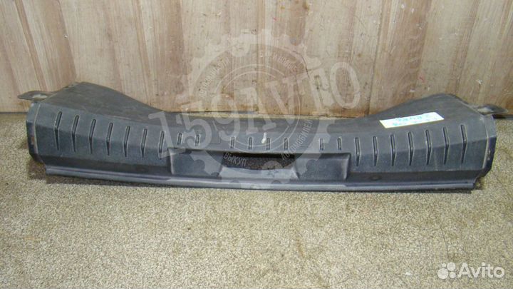 Обшивка багажника Ford Focus 2