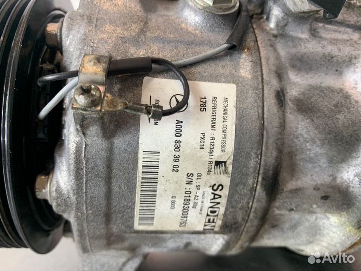 Компрессор кондиционера Mercedes Glc X253 OM651