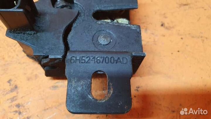 Замок капота (с датчиком) правый Land Rover