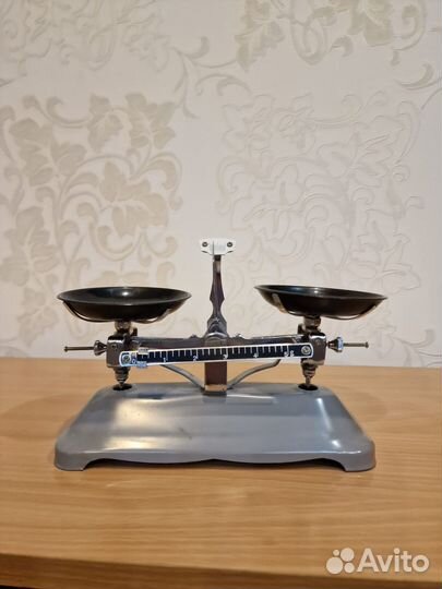 Весы учебные/лабораторные