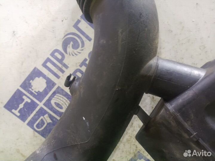 Патрубок воздушного фильтра Bmw X5 кроссовер 3.0