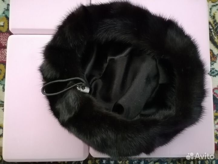 Берет женский норковый, размер 56