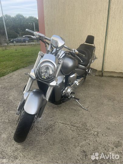 Suzuki boulevard m109r