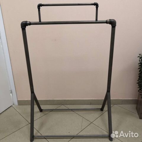 Вешалка для одежды напольная