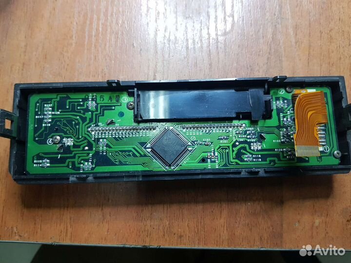 Лицевая панель магнитолы Isuzu