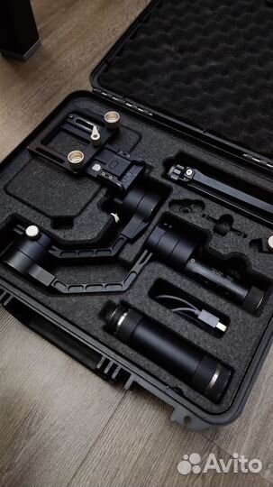 Стабилизатор Zhiyun Crane Plus