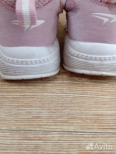 Кроссовки для девочки 30 размер