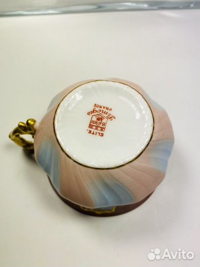 Антикварная чашка Лимож