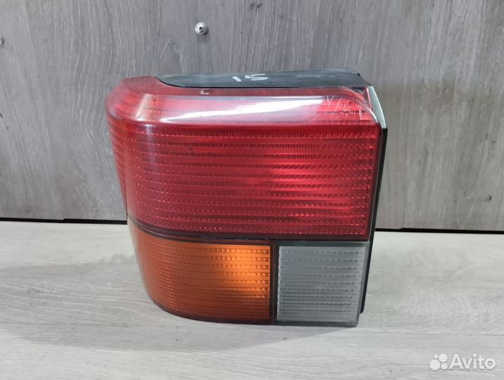 Фонарь левый Volkswagen Transporter T4