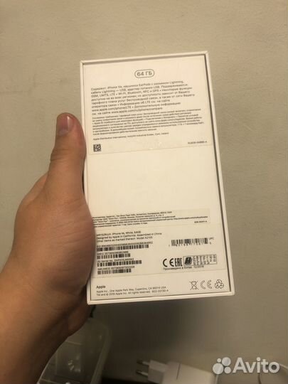 iPhone Xr, 64 ГБ