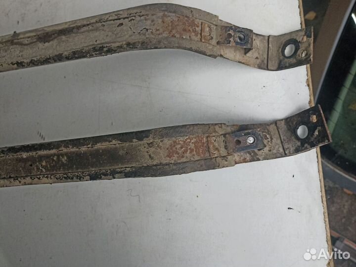 Крепление бензобака mitsubishi galant 9