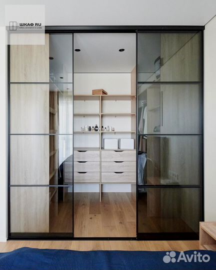 Современный шкаф купе