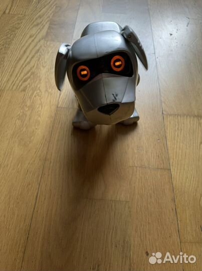 Интерактивная собака-робот Tekno