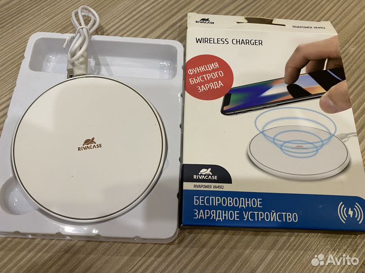Беспроводное зарядное устройство Rivacase