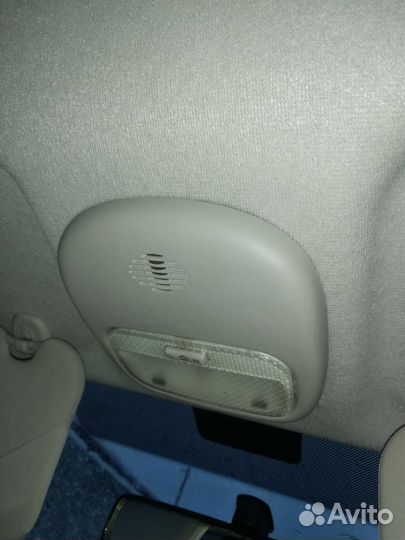 Плафон подсветки салона Пежо 207