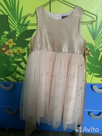 Платье праздничное