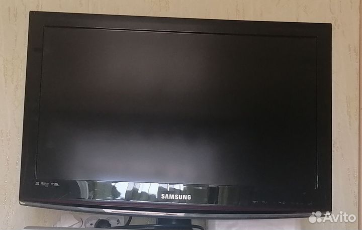 Телевизор samsung