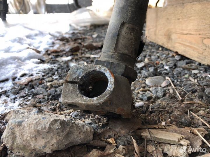 Кардан рулевой Iveco Stralis