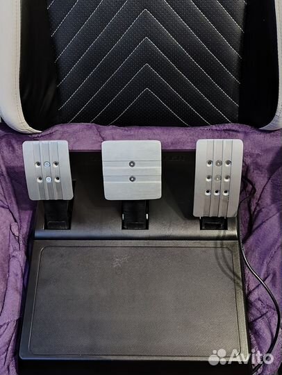 Руль thrustmaster t300 rs gt edition