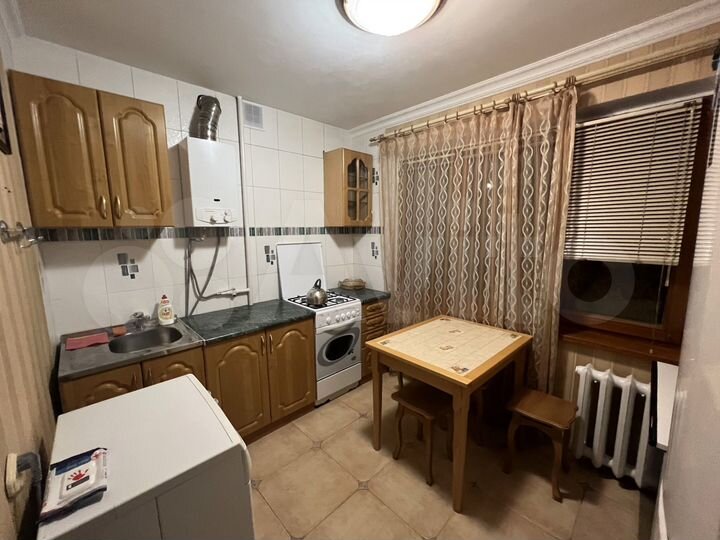 2-к. квартира, 32 м², 3/5 эт.