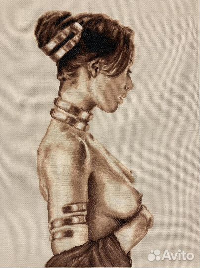 10 вышитых крестиком картин