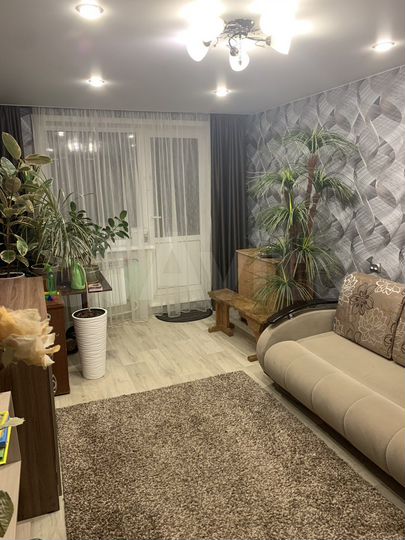 2-к. квартира, 47 м², 5/5 эт.