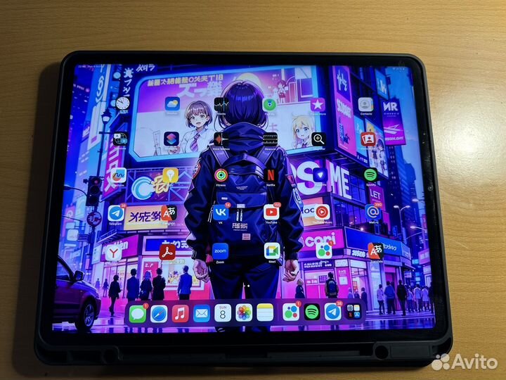 iPad pro 12.9 2021 m1 256GB (поддержкой симкарт)