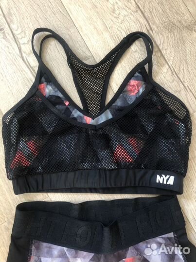 Спортивный комплект для фитнеса