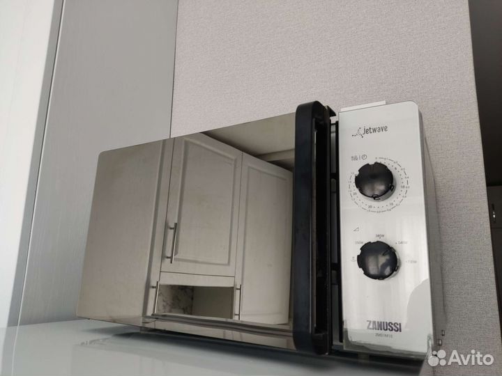 Микроволновая печь