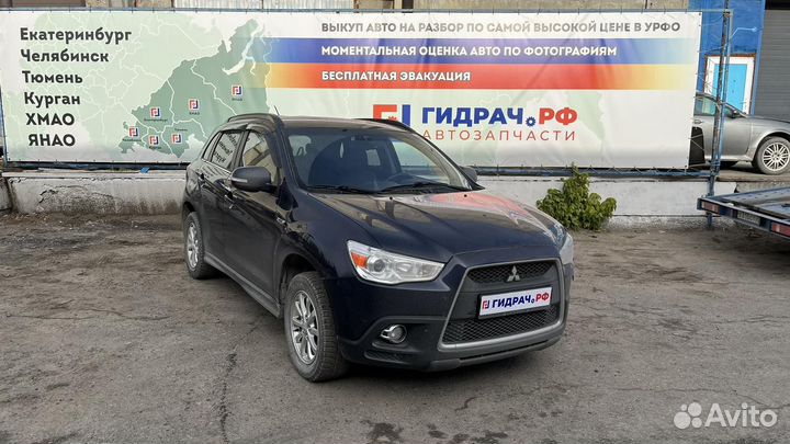 Ограничитель двери задний Mitsubishi ASX