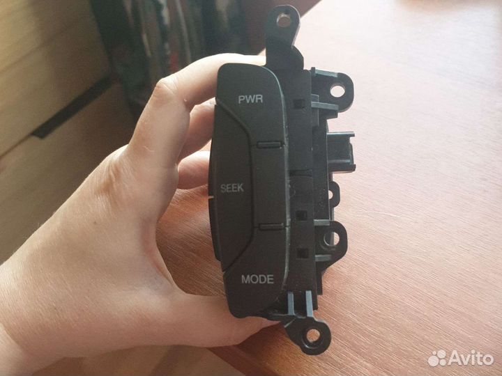 Блок кнопок на руль Chevrolet Captiva