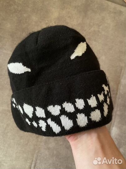 Шапка Максима Максакова